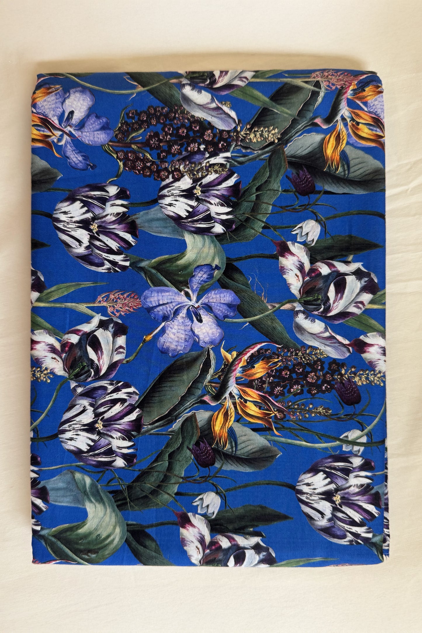 Tulip Garden in blue