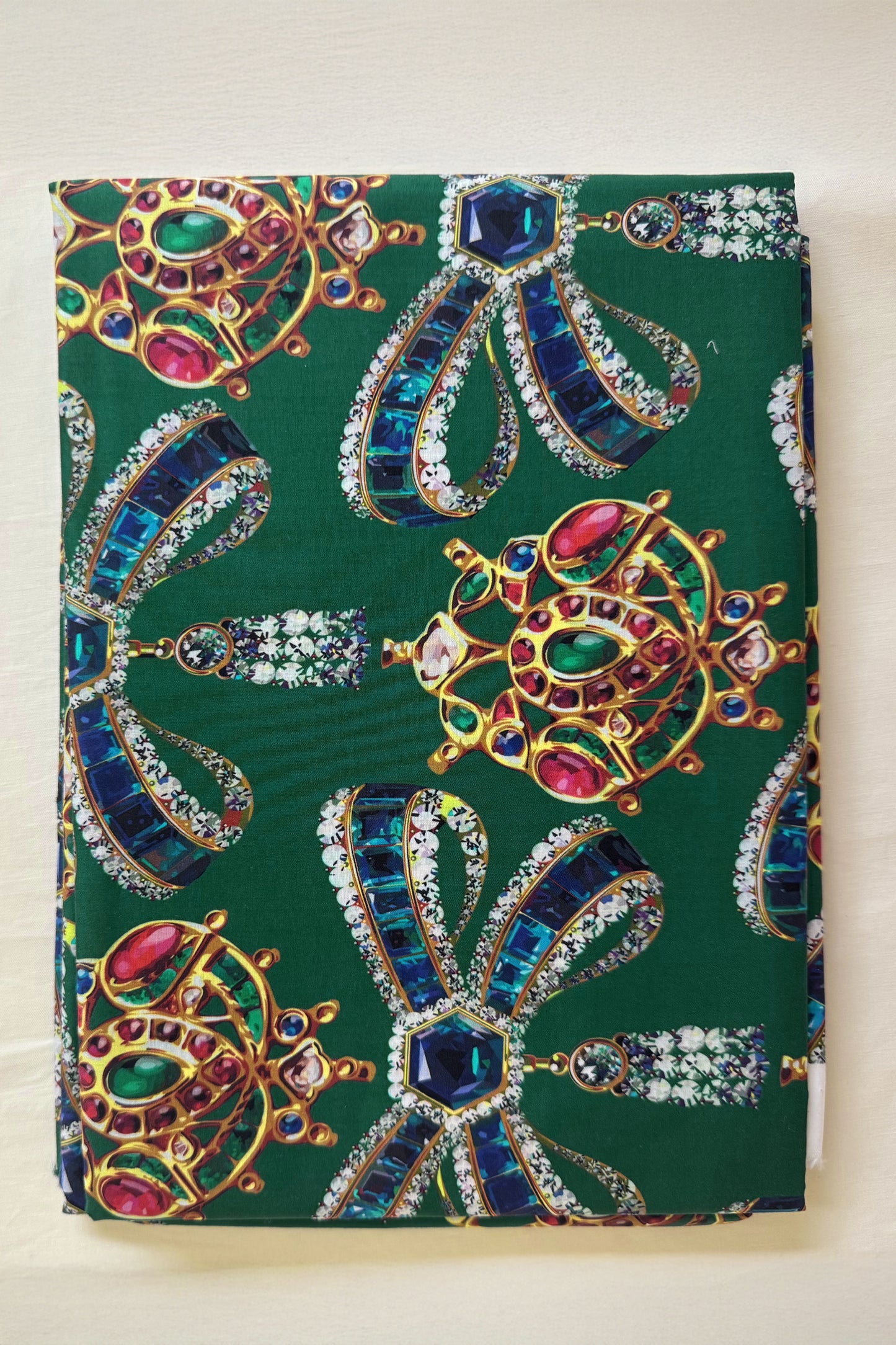 Vintage jewelry Green Bows in Liberty